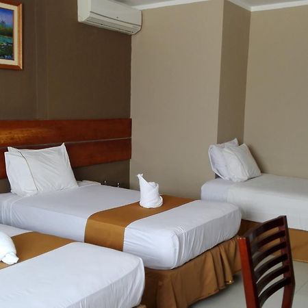Bora Hotel Икитос Экстерьер фото