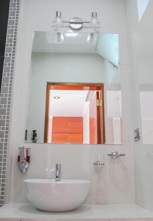 Bora Hotel Икитос Номер фото