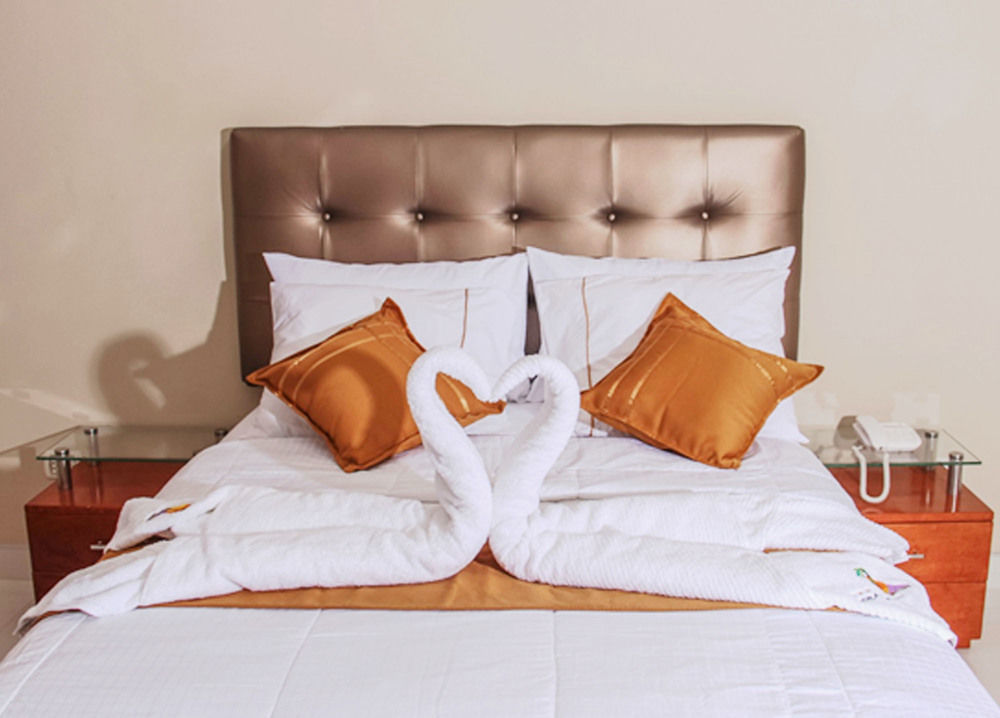 Bora Hotel Икитос Экстерьер фото