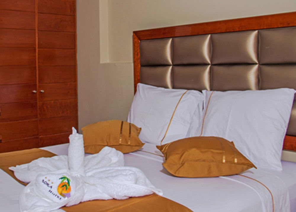 Bora Hotel Икитос Экстерьер фото